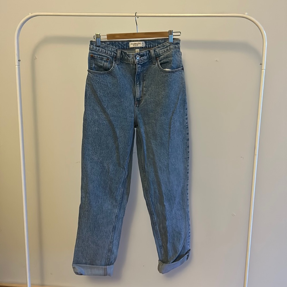 Abercrombie Mom Jeans